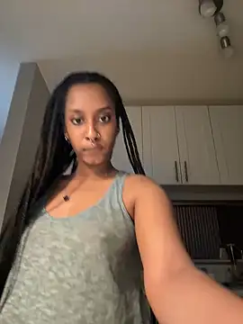 Your Paris online show from 02/26/25, 01:53