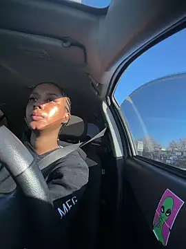 Your Paris online show from 10/28/25, 08:44