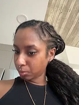 Your Paris online show from 11/14/25, 09:02