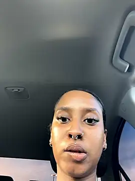 Your Paris online show from 01/12/26, 07:30