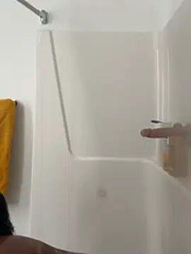 Your Paris online show from 02/15/26, 05:15