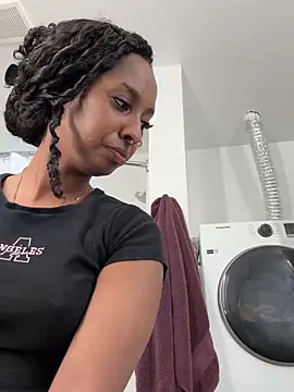 Your Paris online show from 03/12/26, 03:18