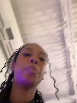 Your Paris online show from 06/21/26, 04:37