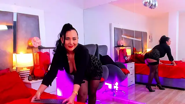 Evangeline Taylorr online show from 02/28/25, 11:12