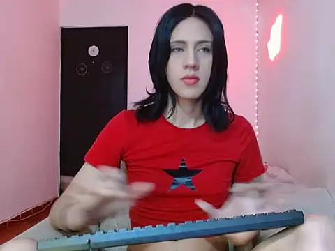 Snapshot of lucydreamm chatting on 02/01/26, 09:13 lucydreamm online show from 02/01/26, 09:13