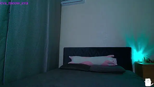 Meow Eva Meow online show from 04/30/26, 09:08