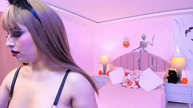 MadelaineJones online show from 10/23/25, 08:07