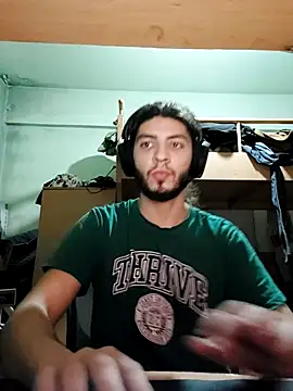 kleineid77 online show from 11/20/25, 07:02