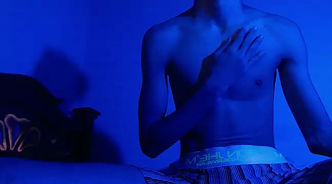 isaaclatino online show from 12/10/24, 06:01