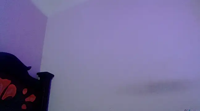 isaaclatino online show from 03/04/25, 03:44