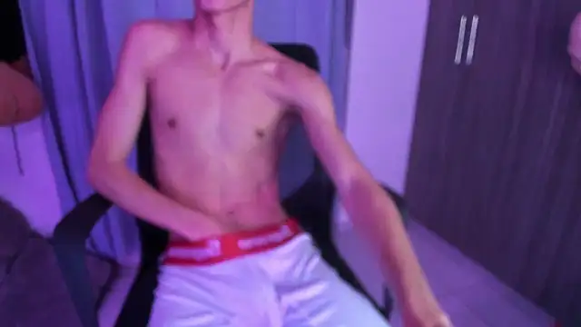 isaaclatino online show from 11/09/25, 06:23