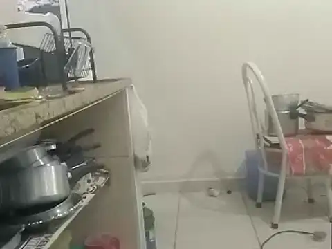 Snapshot of pikalindaxx chatting on 01/16/25, 05:32 pikalindaxx online show from 01/16/25, 05:32