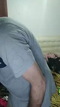 Snapshot of pikalindaxx chatting on 03/19/26, 12:58 pikalindaxx online show from 03/19/26, 12:58