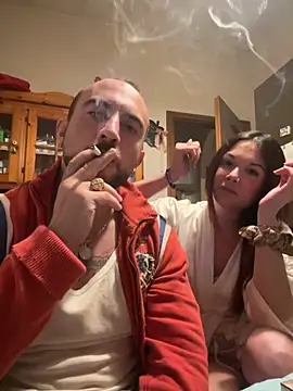 Snapshot of LeleMrBoa93-FF chatting on 10/04/25, 04:49 LeleMrBoa93-FF online show from 10/04/25, 04:49