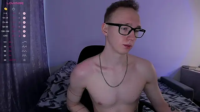 Alex silents online show from 03/11/25, 01:12