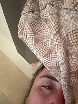 casalinga88 online show from 03/21/25, 06:49