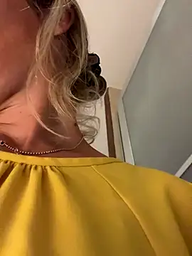 casalinga88 online show from 09/18/25, 06:15