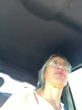 Snapshot of casalinga88 chatting on 06/27/26, 05:56 casalinga88 online show from 06/27/26, 05:56
