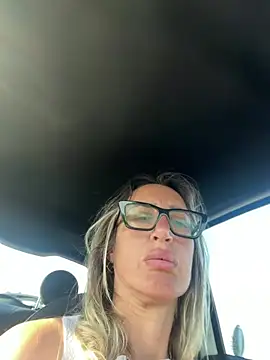 Snapshot of casalinga88 chatting on 07/20/26, 06:17 casalinga88 online show from 07/20/26, 06:17
