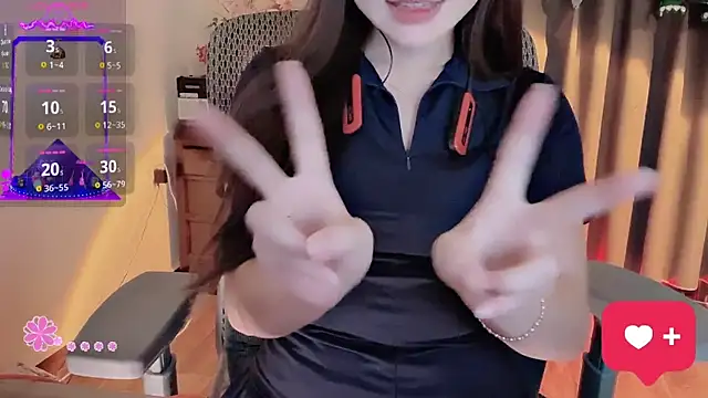 Berrysweet 68 online show from 07/18/26, 05:06