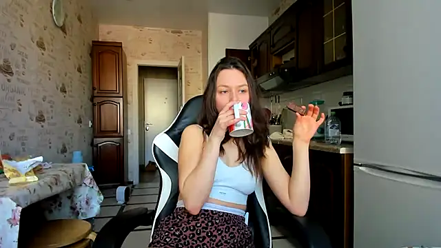 Snapshot of Adela_Vetta chatting on 02/27/25, 11:10 Adela Vetta online show from 02/27/25, 11:10