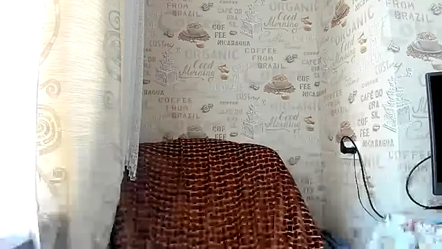 Snapshot of Adela_Vetta chatting on 03/16/25, 01:27 Adela Vetta online show from 03/16/25, 01:27