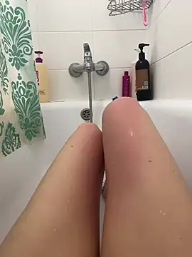 Snapshot of Adela_Vetta chatting on 01/11/26, 11:15 Adela Vetta online show from 01/11/26, 11:15