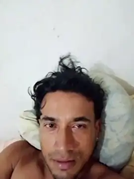 Snapshot of Cristian_cum24 chatting on 11/06/25, 04:02 Cristian cum24 online show from 11/06/25, 04:02