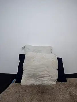 Curvy sluty online show from 10/07/25, 06:10