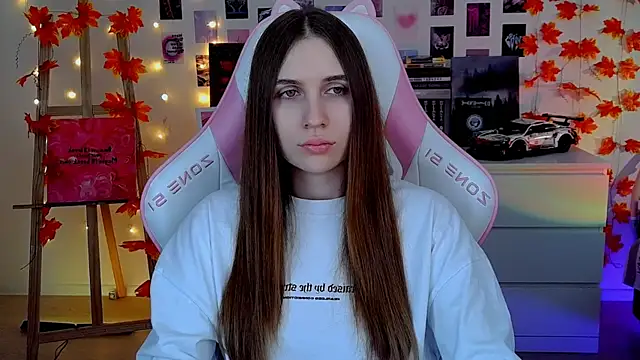 AliceCharmy online show from 11/21/25, 08:13