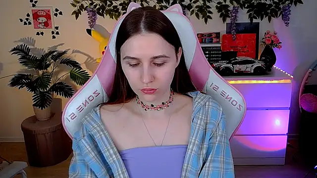 AliceCharmy online show from 05/05/26, 01:08