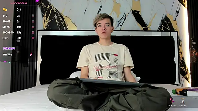 bunny maxi online show from 01/09/25, 12:41