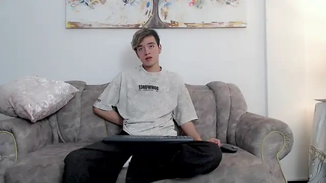 bunny maxi online show from 01/17/25, 03:53