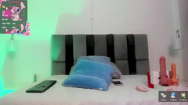 bunny maxi online show from 09/16/25, 12:39