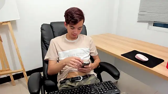 bunny maxi online show from 11/27/25, 12:29