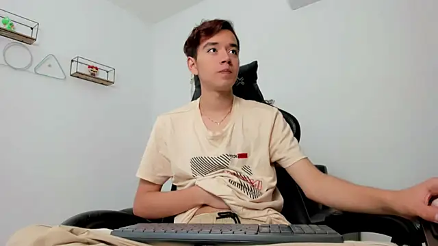 bunny maxi online show from 11/29/25, 12:41