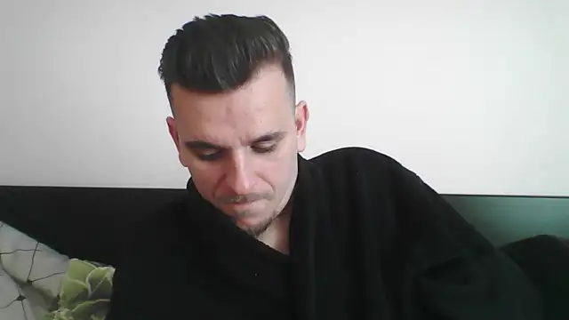 Huge cock22cm online show from 03/21/25, 08:17