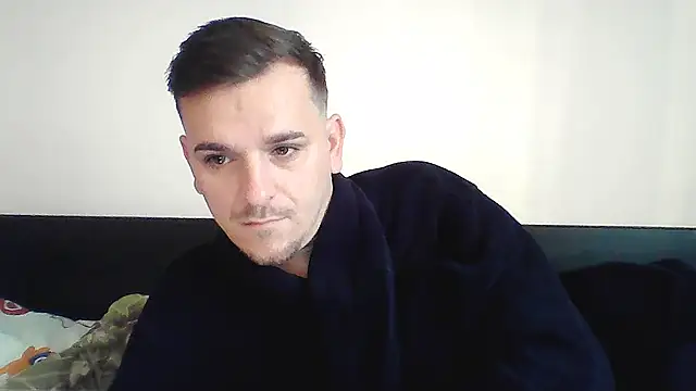 Huge cock22cm online show from 10/17/25, 05:21