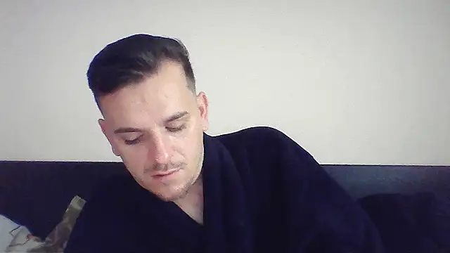 Huge cock22cm online show from 10/18/25, 12:28