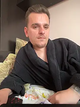 Snapshot of Huge_cock22cm chatting on 03/21/26, 12:32 Huge cock22cm online show from 03/21/26, 12:32