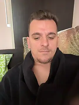 Snapshot of Huge_cock22cm chatting on 03/29/26, 10:59 Huge cock22cm online show from 03/29/26, 10:59