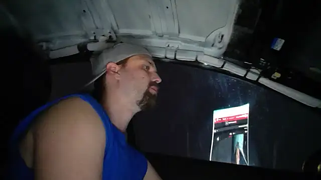 Snapshot of VitaminDrewFl chatting on 01/08/26, 11:45 VitaminDrewFl online show from 01/08/26, 11:45