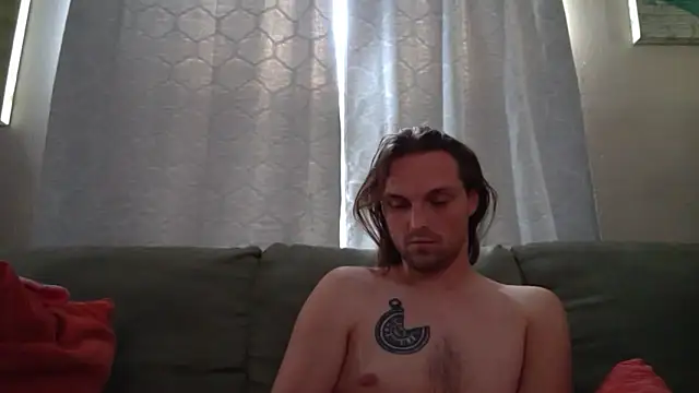 Snapshot of VitaminDrewFl chatting on 03/07/26, 02:36 VitaminDrewFl online show from 03/07/26, 02:36