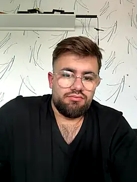 Snapshot of yxssxn24403 chatting on 10/05/25, 12:25 yxssxn24403 online show from 10/05/25, 12:25