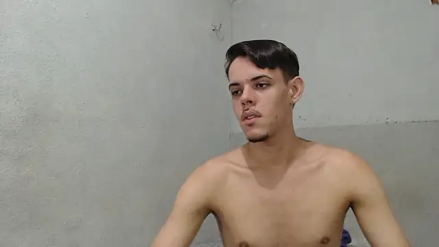 Snapshot of MicaelRian69 chatting on 01/07/26, 09:28 MicaelRian69 online show from 01/07/26, 09:28