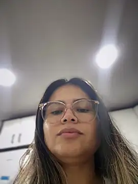 Snapshot of melanny10 chatting on 02/01/26, 07:18 melanny10 online show from 02/01/26, 07:18