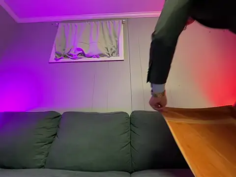 mouser21212 online show from 02/26/25, 07:20