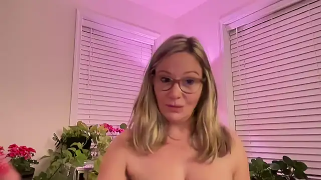 Milf Goddess online show from 05/14/26, 07:48