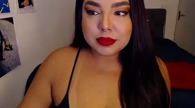 Snapshot of Internacionalist7 chatting on 03/16/25, 06:34 Internacionalist7 online show from 03/16/25, 06:34