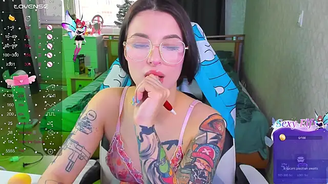 folinskayyya online show from 12/18/25, 05:02